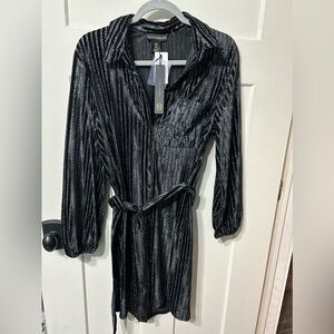 House of Harlow 1960 Black Collared Velvet/Metallic Shirt-Wrap Dress button up